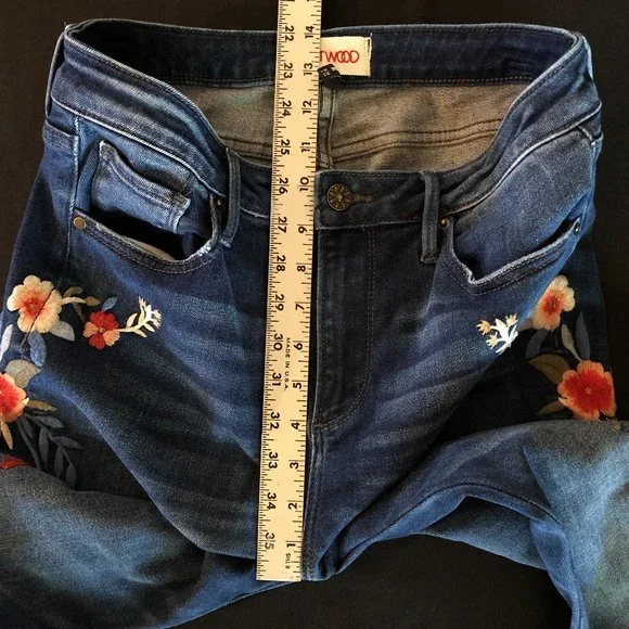 Free People x Driftwood Farrah Embroidered Flare Jeans Sz 28